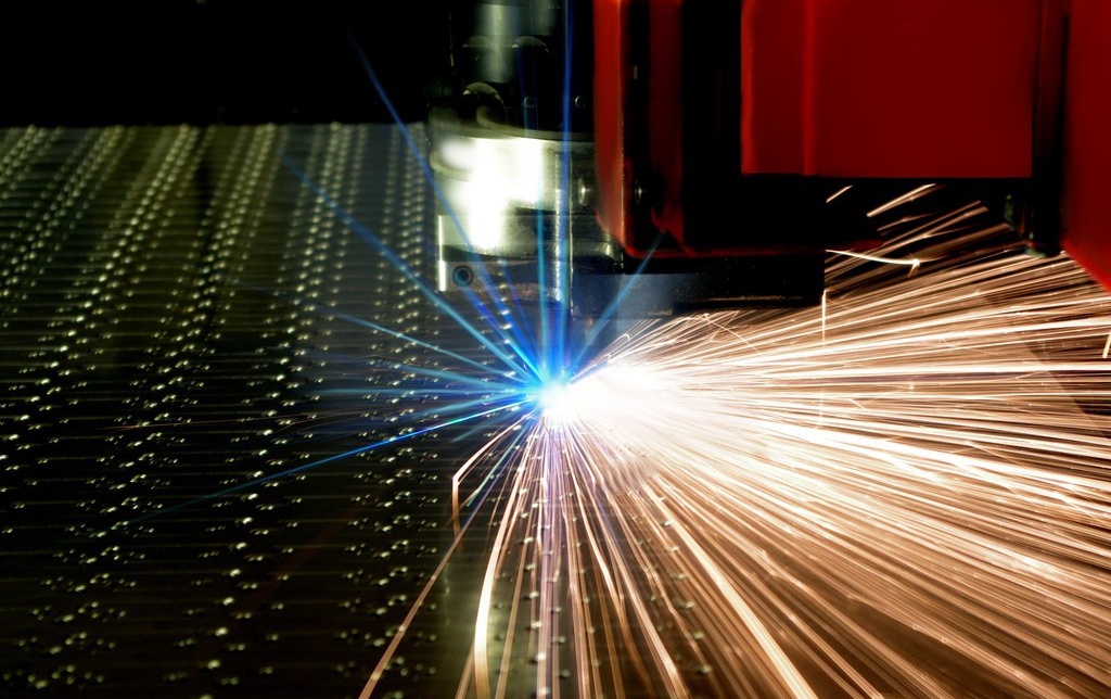 激光切割專用空壓機(jī),為激光切割設(shè)備提供穩(wěn)定的壓縮空氣